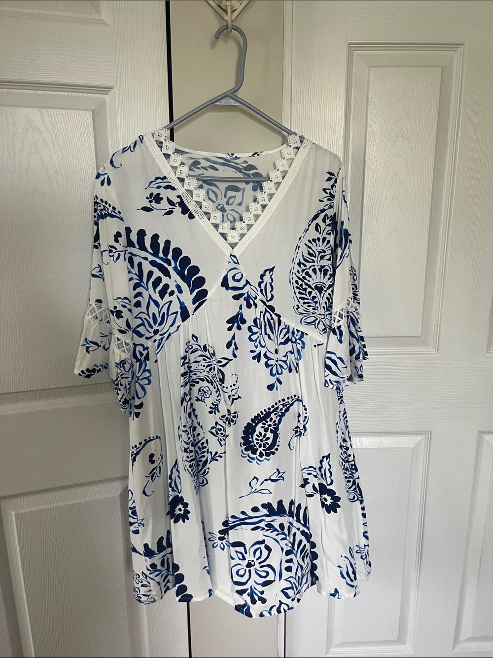 Cupshe White & Navy Blue Paisley Mini Dress